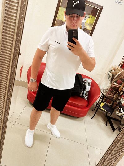  ,   Anton, 25 ,   ,   , c 