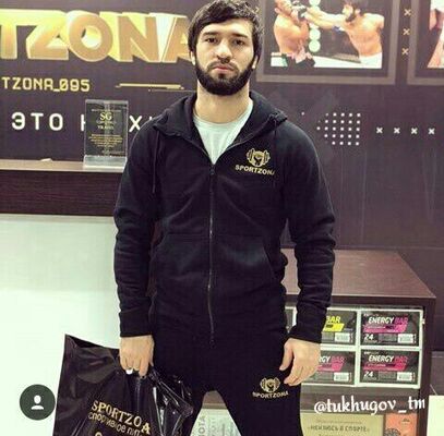  ,   Shukhrat, 31 ,   ,   , c 