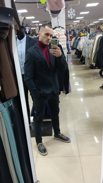  ,   Yury, 31 ,   , 