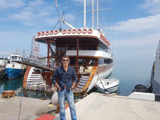  ,   Irakli, 56 ,   