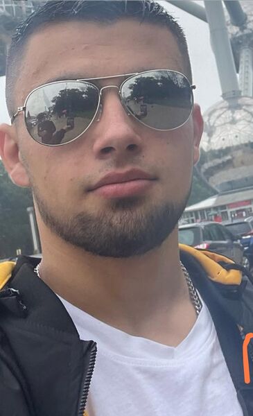  Antwerp,   Oleksandr, 21 ,   ,   , c 