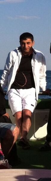  ,   Simon, 33 ,   