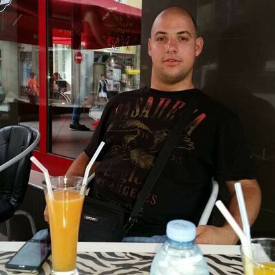  ,   Qnko, 33 ,   ,   