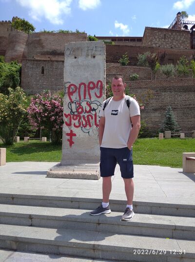  ,   Dmitri, 42 ,   ,   , c , 