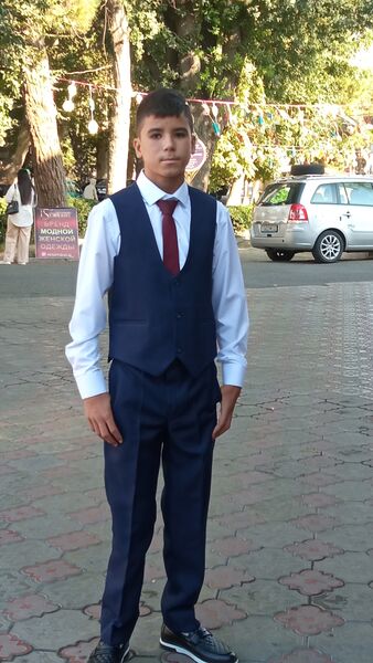  ,   Bahrom, 47 ,   ,   