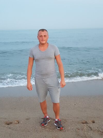 ,   Vanea, 33 ,   ,   , c 