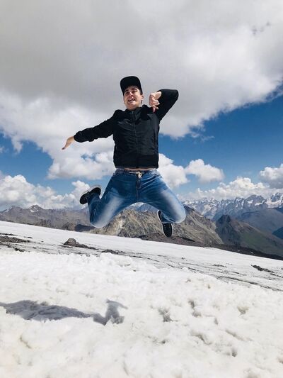  ,   Yury, 32 ,   ,   , c 
