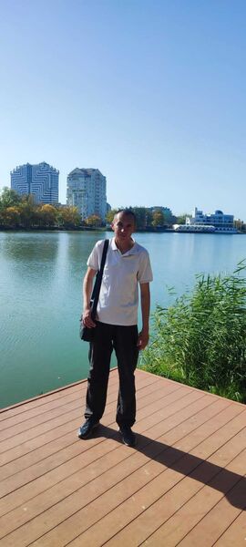  ,   Denis, 44 ,   ,   