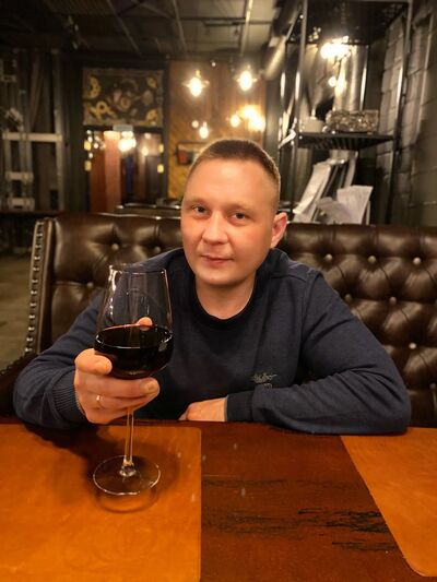  ,   Maksim, 35 ,   ,   