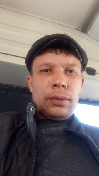  ,   Nail, 37 ,   ,   