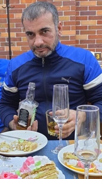  ,   Hayk, 42 ,   ,   