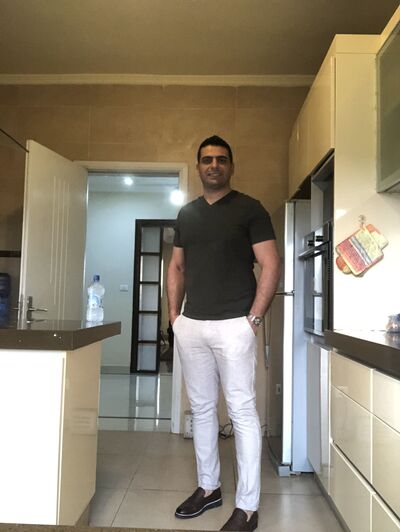 ,   Tarek, 40 ,   ,   
