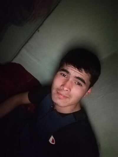  -,   Aziko, 26 ,  