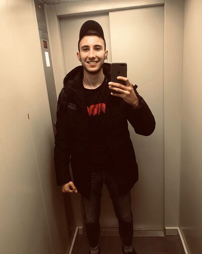  ,   , 28 ,   ,   