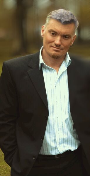  ,   Alex, 47 ,   ,   