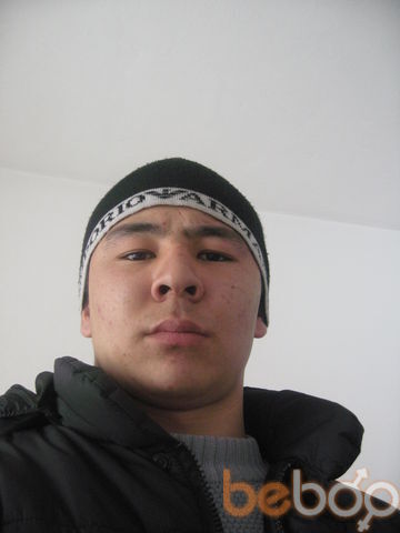  ,   KAMIL, 32 ,   