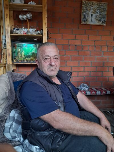  ,   Hro, 52 ,   ,   