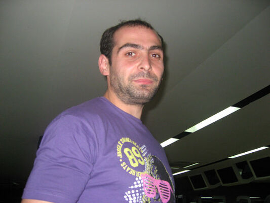  ,   Gio, 41 ,   