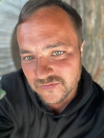 ,   Ruslan, 38 ,   ,   