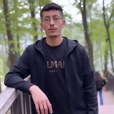  ,   Prince, 22 ,     , c 