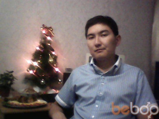  ,   Erzhan, 36 ,   