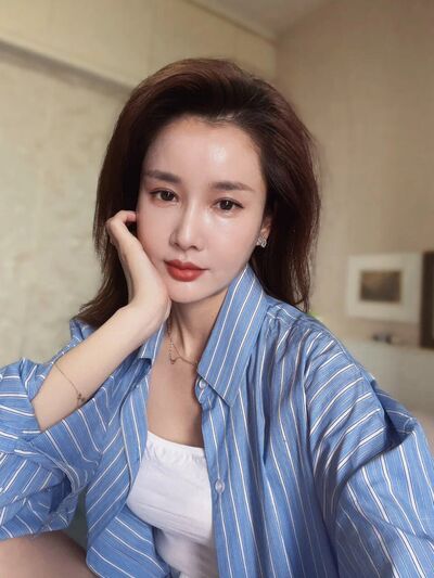  ,   VeVe Chan, 36 ,   ,   , c 