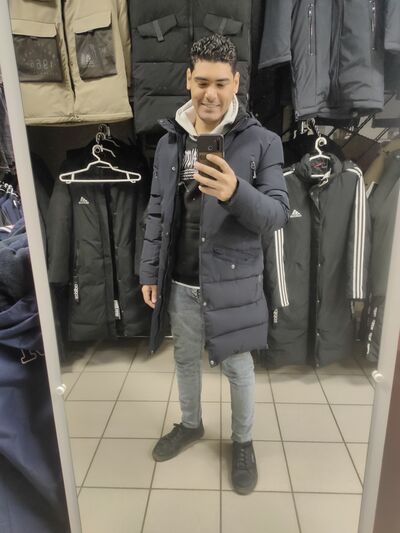  ,   Reda, 28 ,   ,   