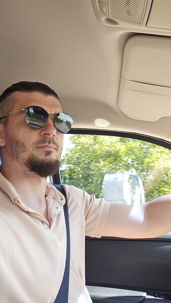  ,   Zigmund, 37 ,   ,   