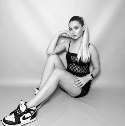  ,   Karina, 30 ,   ,   