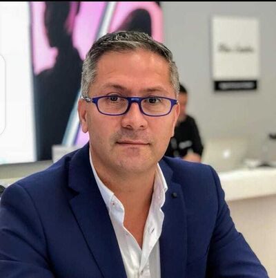  ,   Fabian, 61 ,   ,   