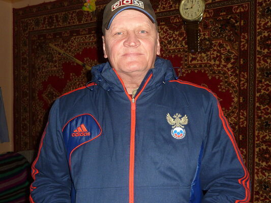   ,   Ochotnik, 65 ,  
