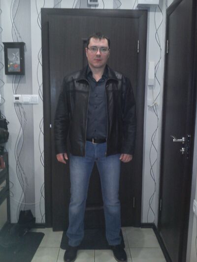  -,   Petr, 44 ,   ,   , c 