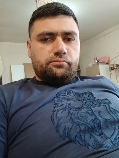 ,   Artur, 31 ,   ,   