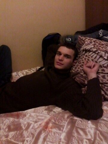  ,   Ruslan, 37 ,   ,   , c 