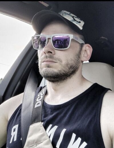  -,   Andy, 40 ,   
