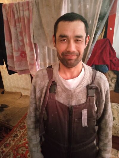  ,   Sharop, 37 ,   ,   