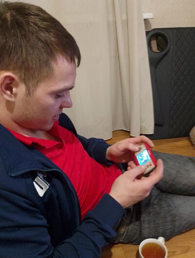  ,   Viktor, 25 ,   ,   