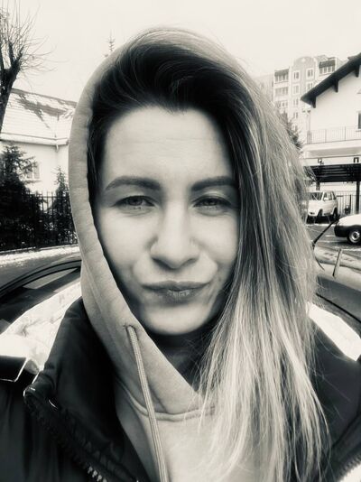  ,   Anastasia, 38 ,   ,   