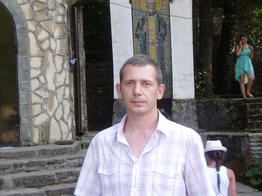  ,   Denis, 44 ,   