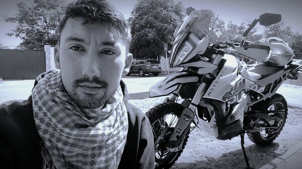  ,   Aibek, 30 ,   ,   