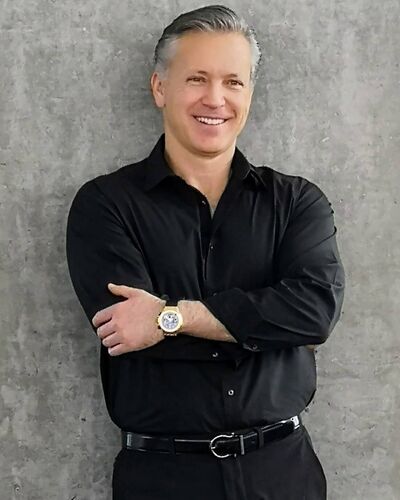  Frankfurt am Main,   Eric, 62 ,   ,   