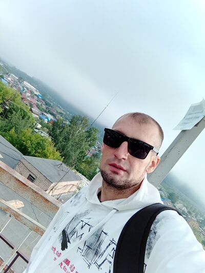  ,   Maxim, 32 ,   ,   