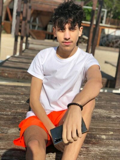  ,   Chadi, 24 ,   ,   , c 
