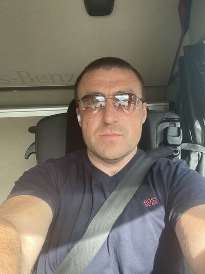  ,   Mykola, 43 ,   ,   