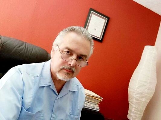 ,   Alex, 61 ,   c 