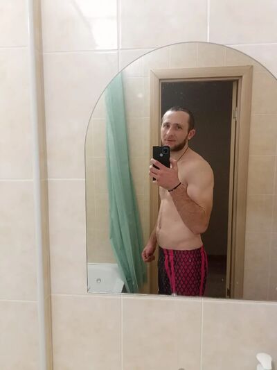  ,   Vasily, 33 ,   ,   , c 