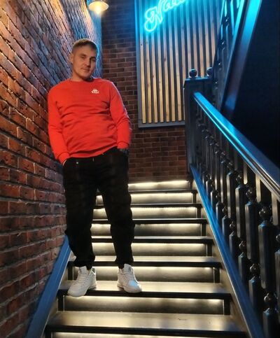  ,   Pavel, 37 ,   ,   