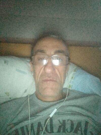  ,   Vadim, 51 ,   ,   