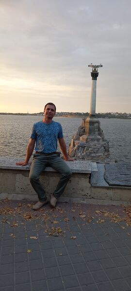  ,   Maxim, 34 ,   ,   