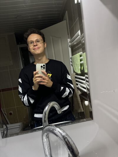  ,   Leonid, 21 ,   ,   , c 